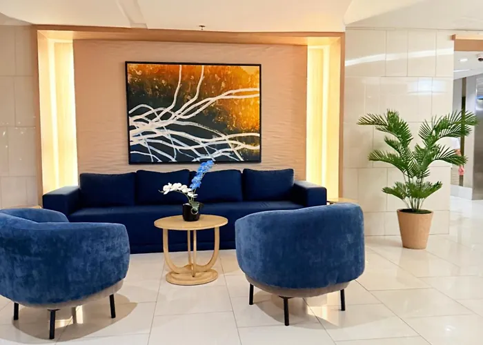Shell Residences Twin By Paul *